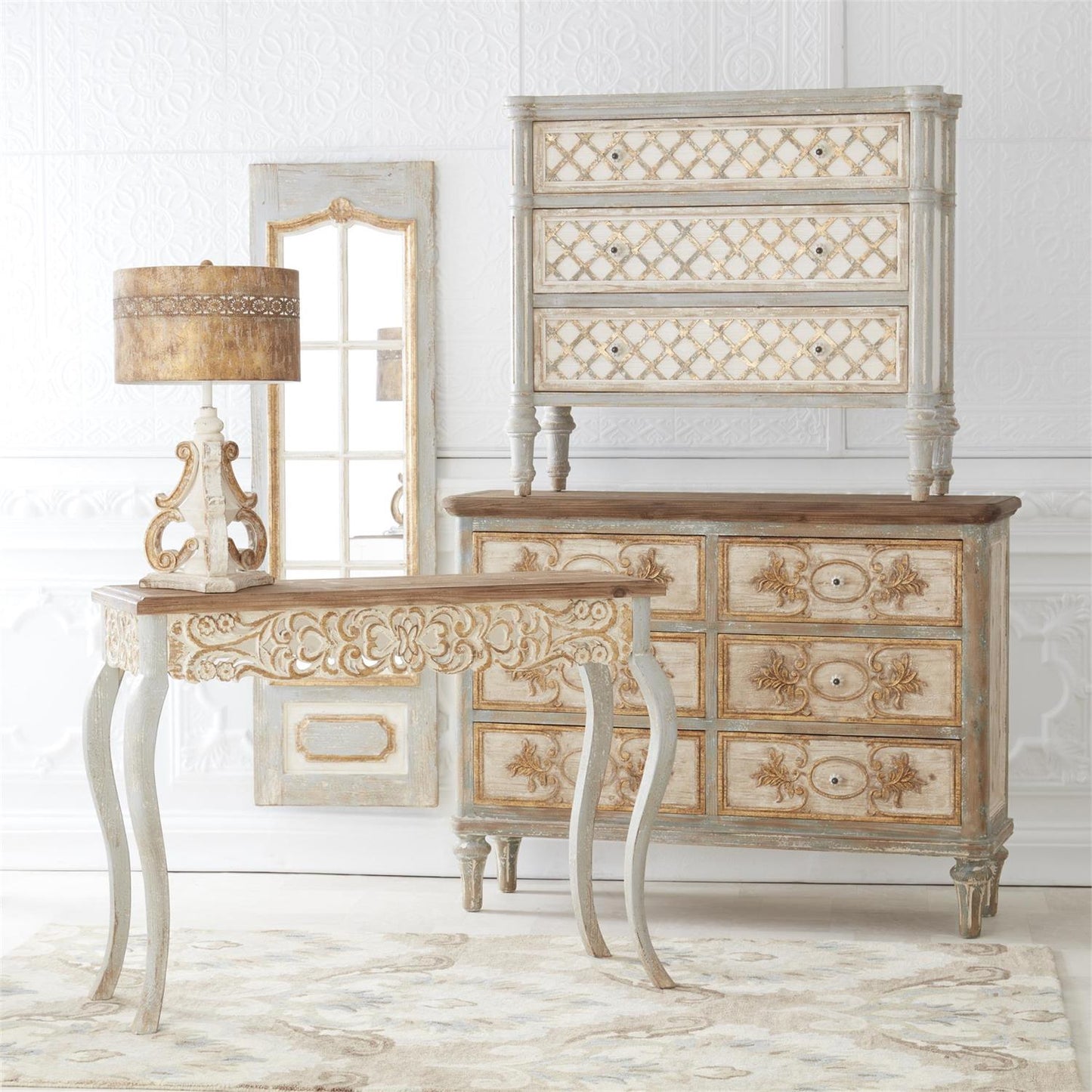 27.5" Weathered White & Gold Tri Scroll Lamp w/Gold Metal Shade