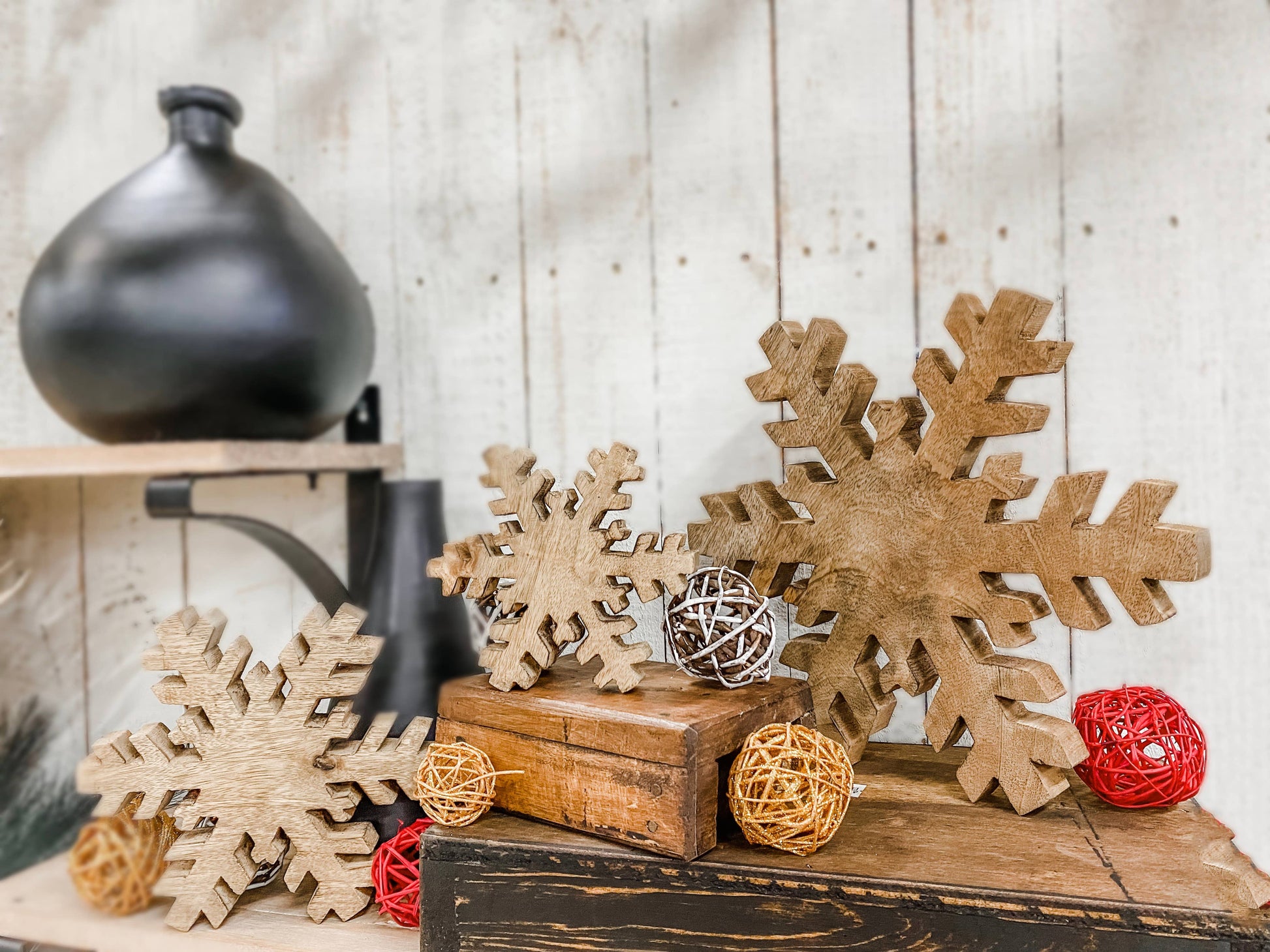 Natural Snowflake - 49th & Magnolia