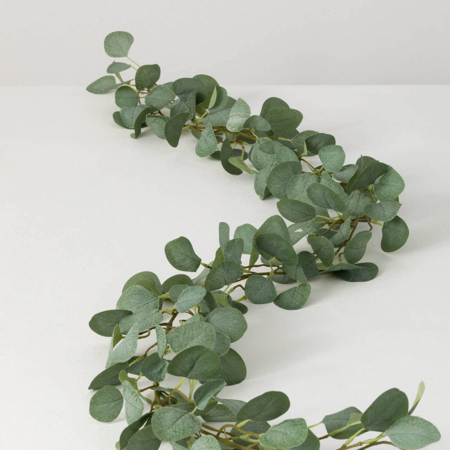 LEAFY GREEN EUCALYPTUS GARLAND