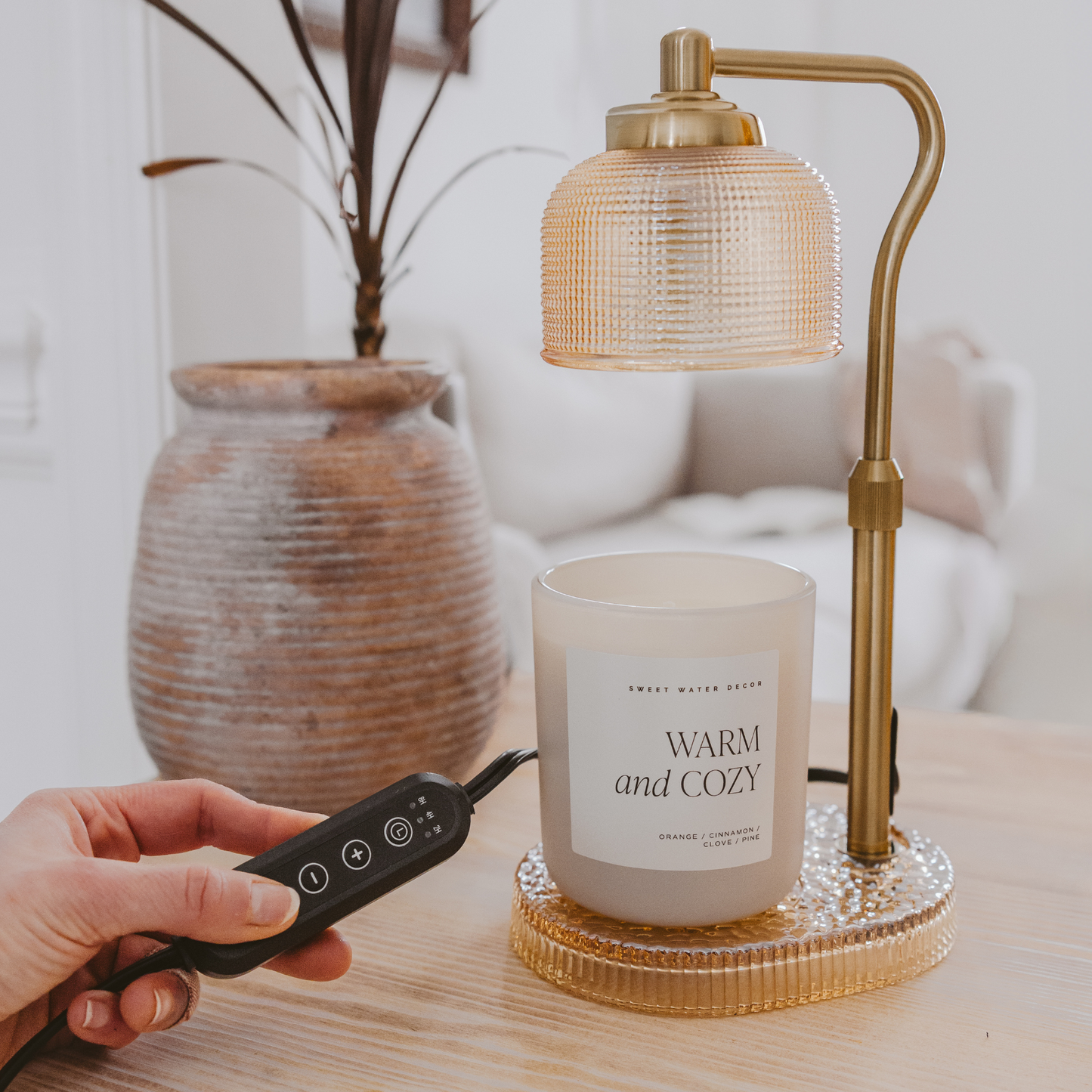 Natural Glass w/Gold Arm Candle Lamp Warmer