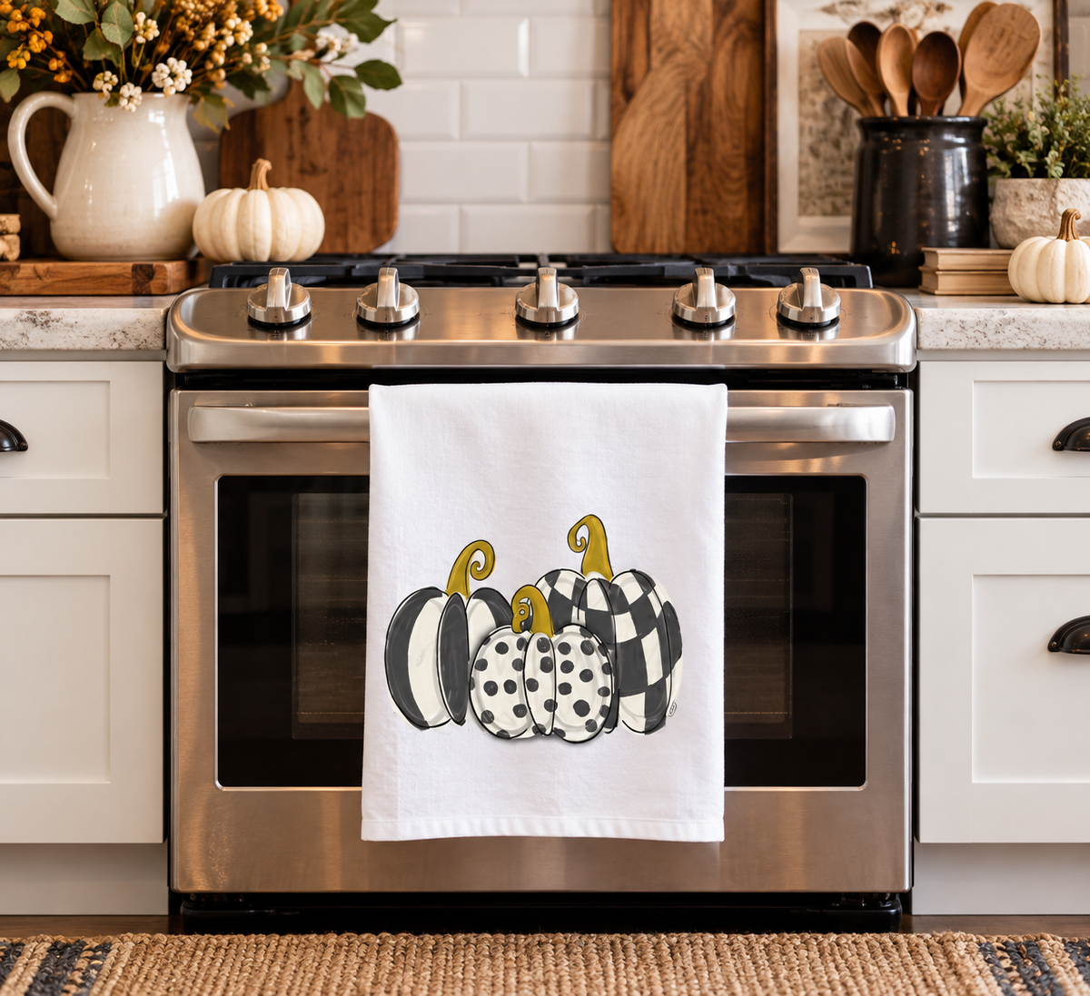 Black & White 3 trio Pumpkins Tea Towel