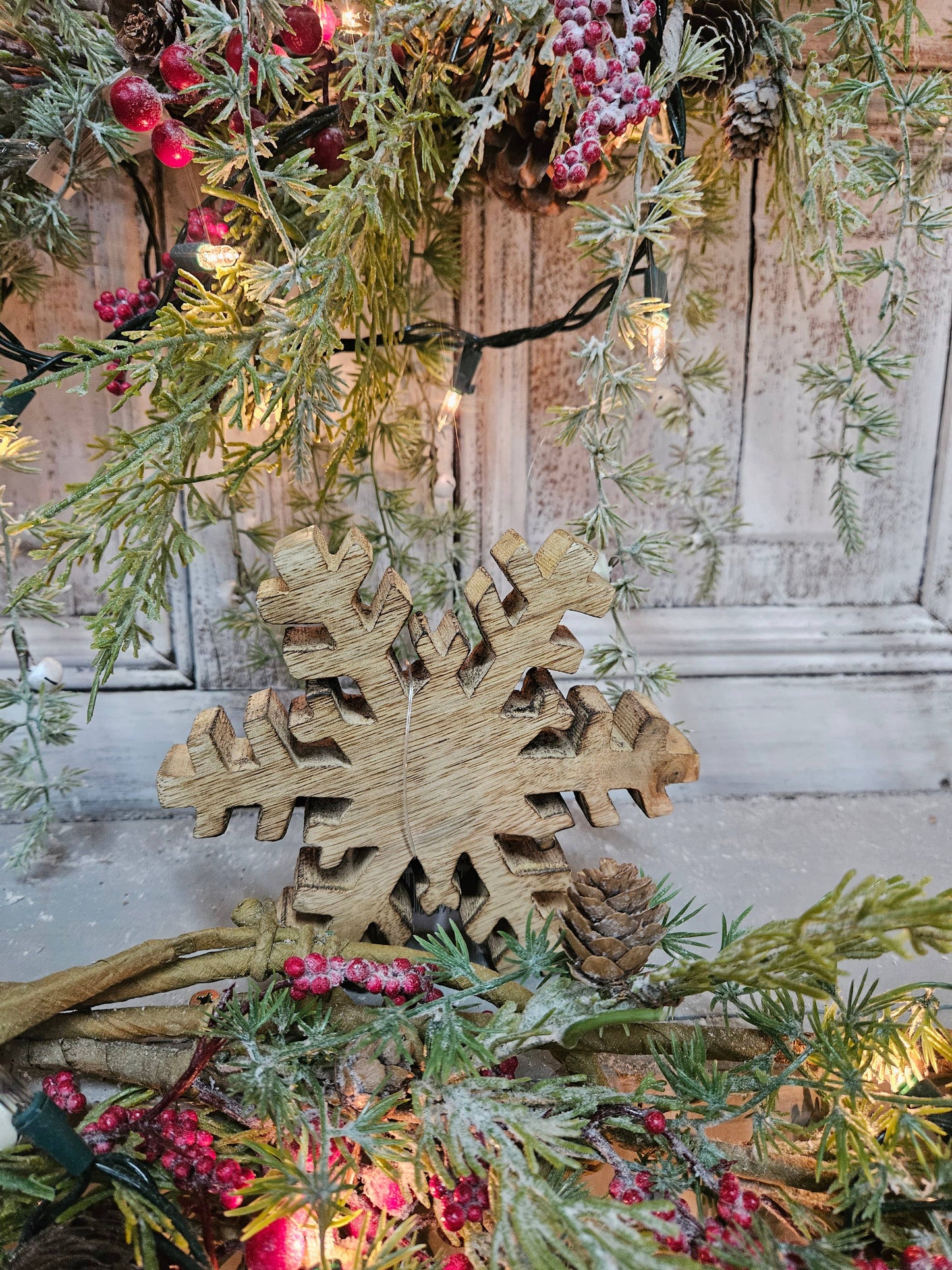 Natural Snowflake - 49th & Magnolia