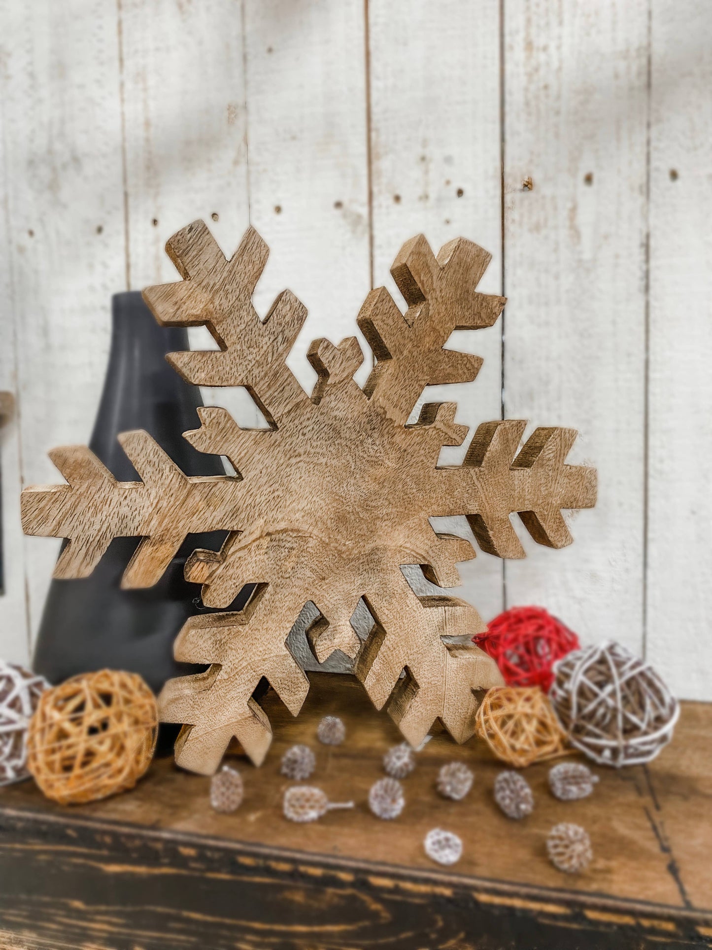 Natural Snowflake - 49th & Magnolia