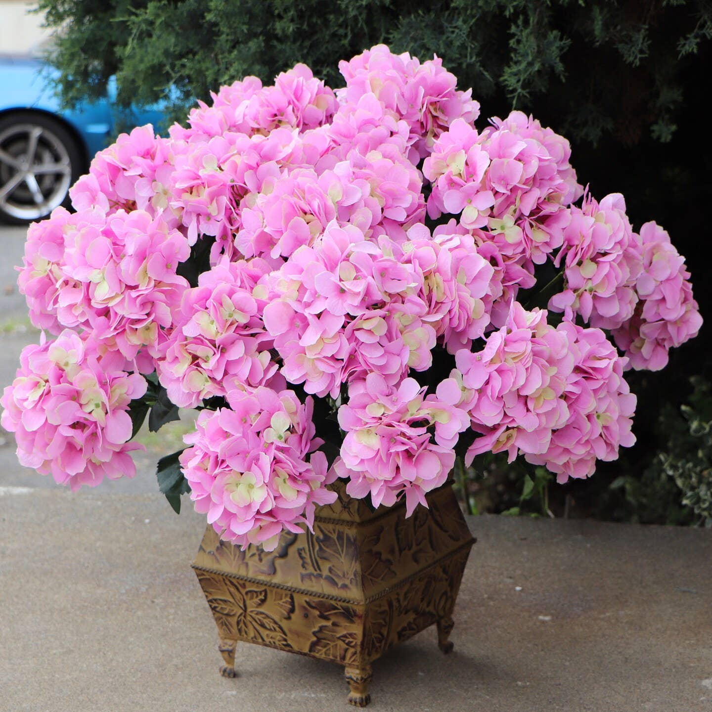 UV Resistant Pink Hydrangea Bush With 7 Silk Flowers & Foliage